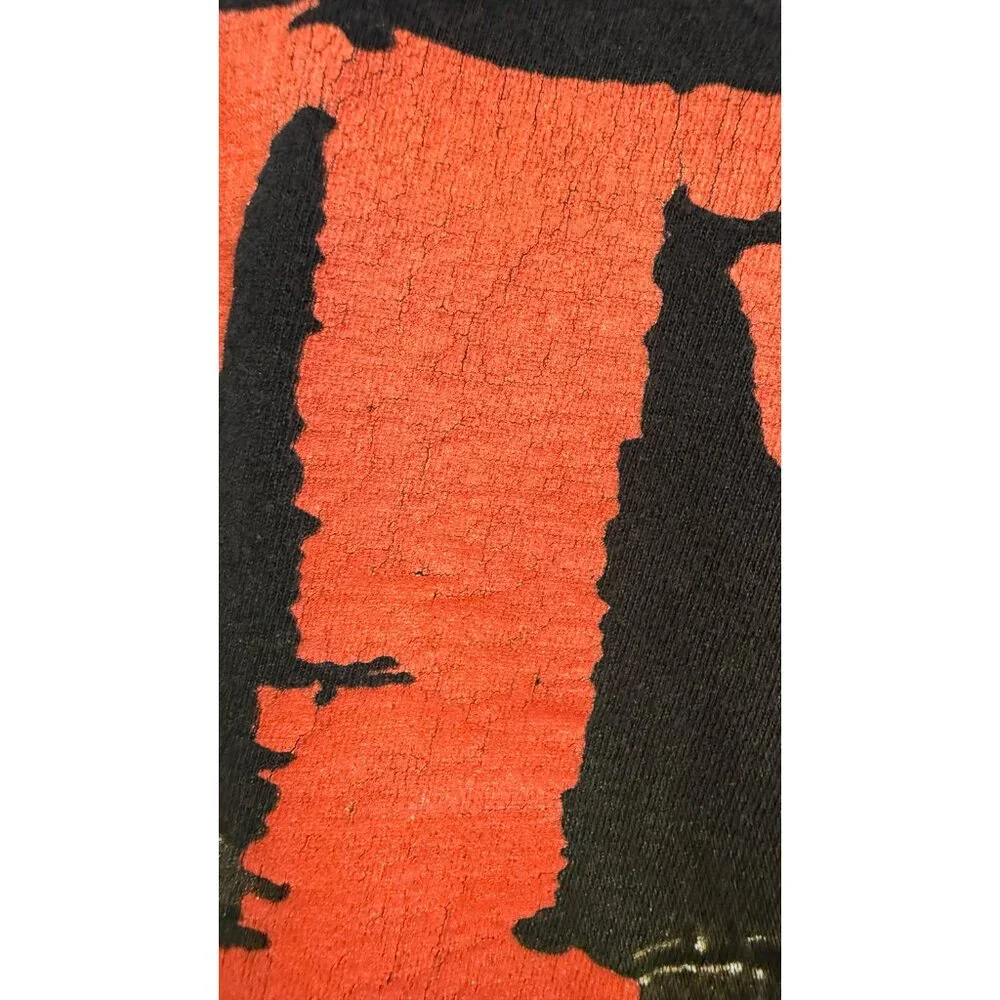 Out of Print Stephen King IT T-Shirt Black Pennywise Book Cover Large Horror - Picture 2 of 5